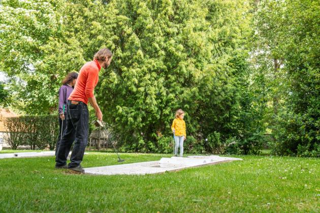La Bien Assise mini golf 003